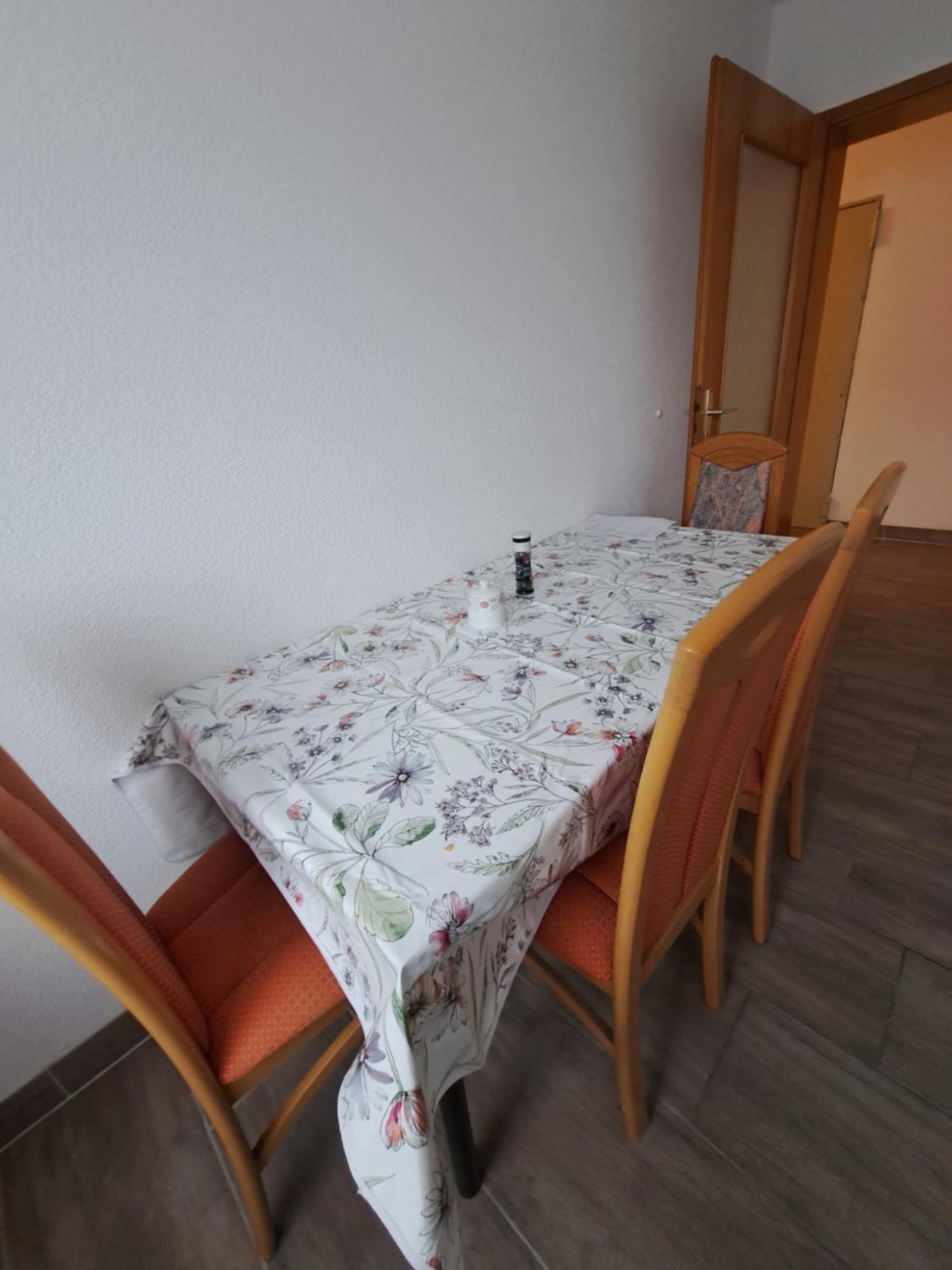 Ballenberg Wohnung Mit 2 - 3 Zimmern מראה חיצוני תמונה